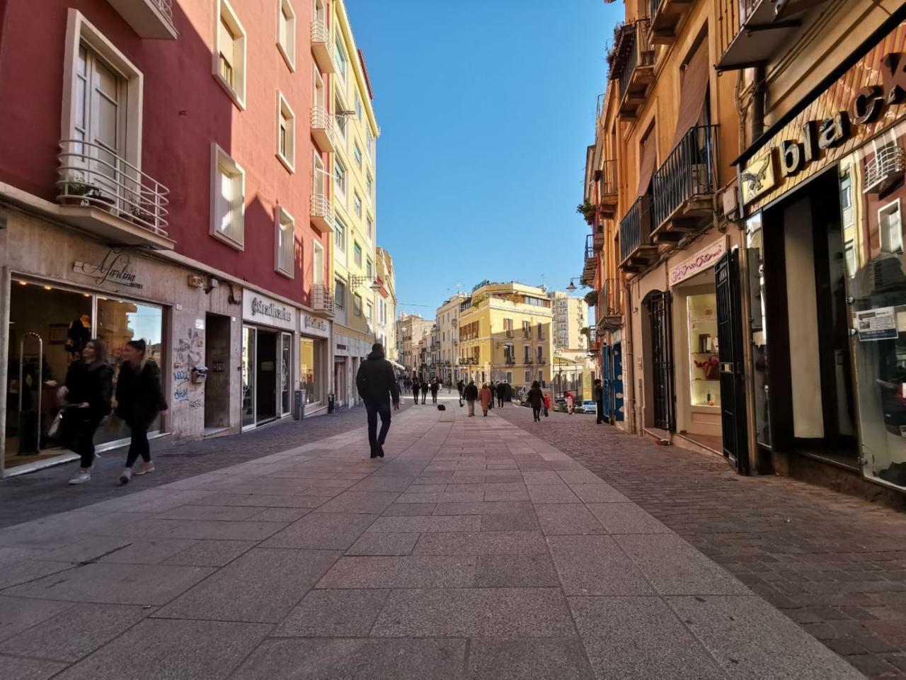 Suitesgaribaldi Cagliari Esterno foto